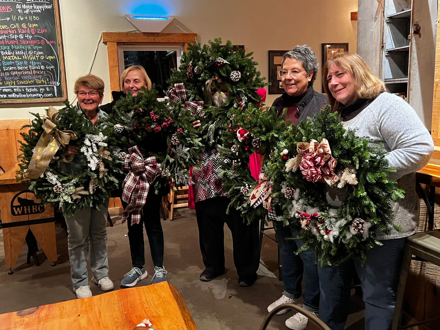 Wreath Decorating - Wolf Hollow Brewing Co.