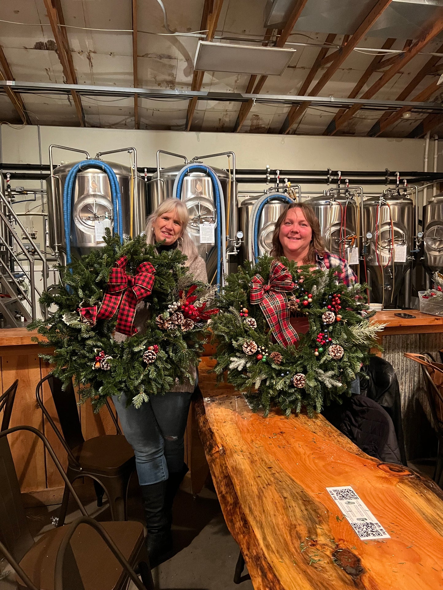 Wreath Decorating - Wolf Hollow Brewing Co.